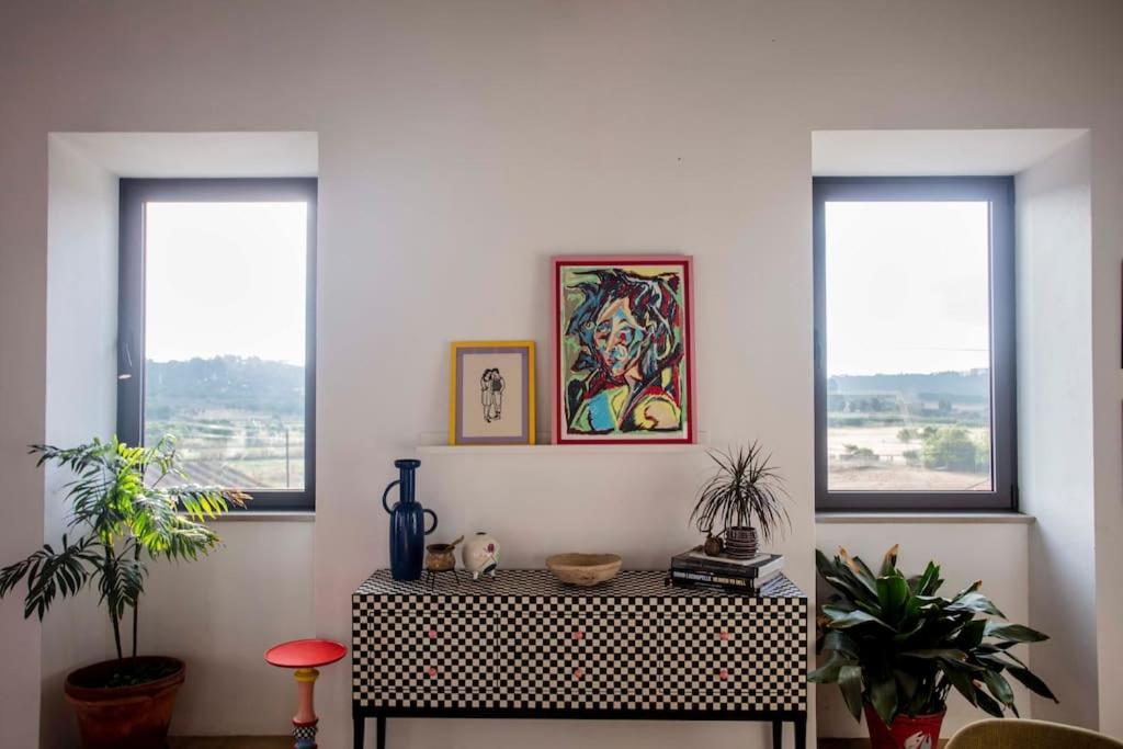 Casa Na Curva - Artists Corner Country House * Lagos
