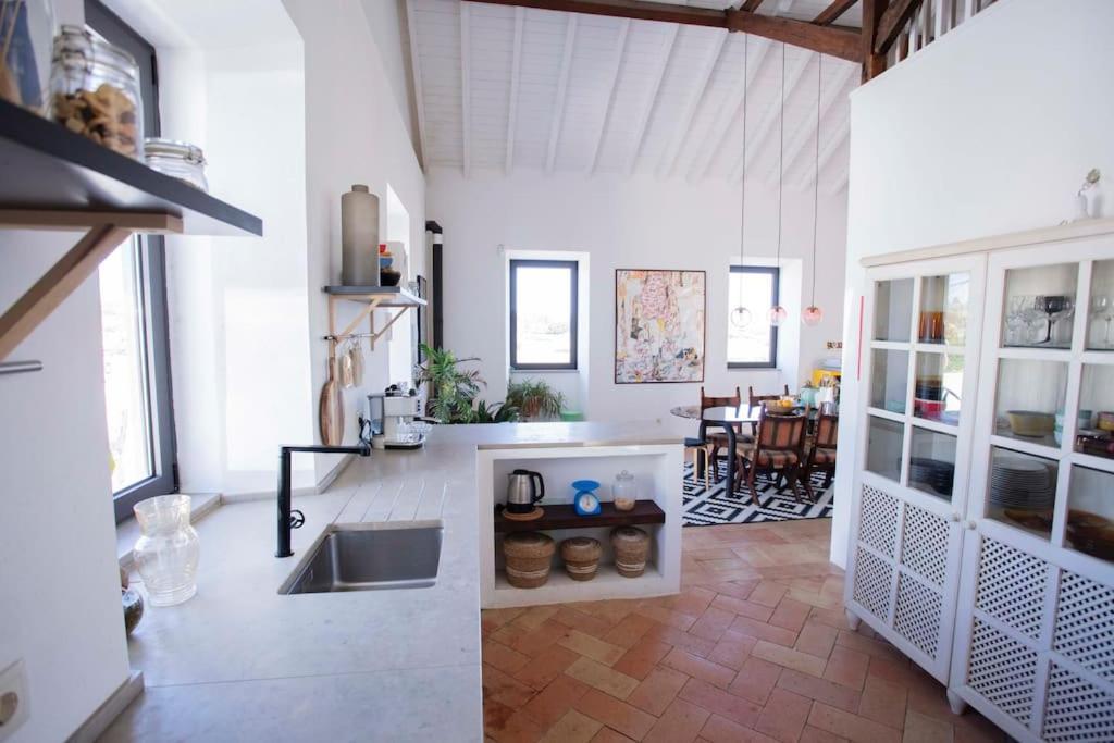Casa Na Curva - Artists Corner Country House