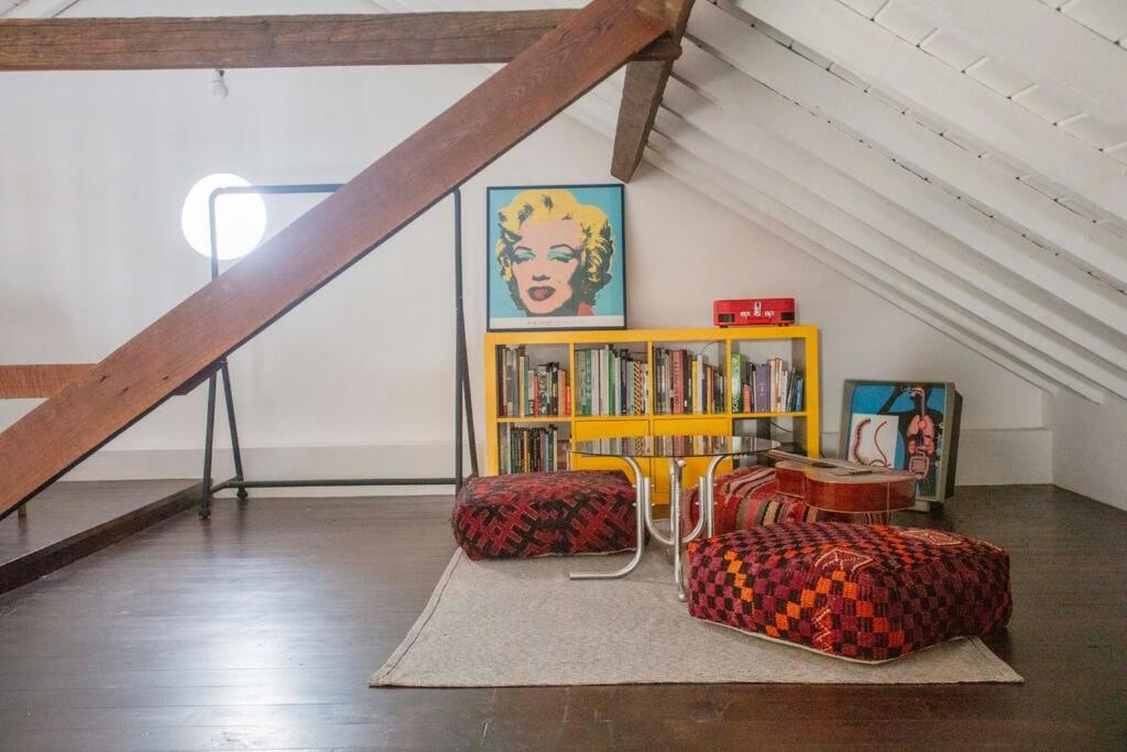 Casa Na Curva - Artists Corner Country House Lagos