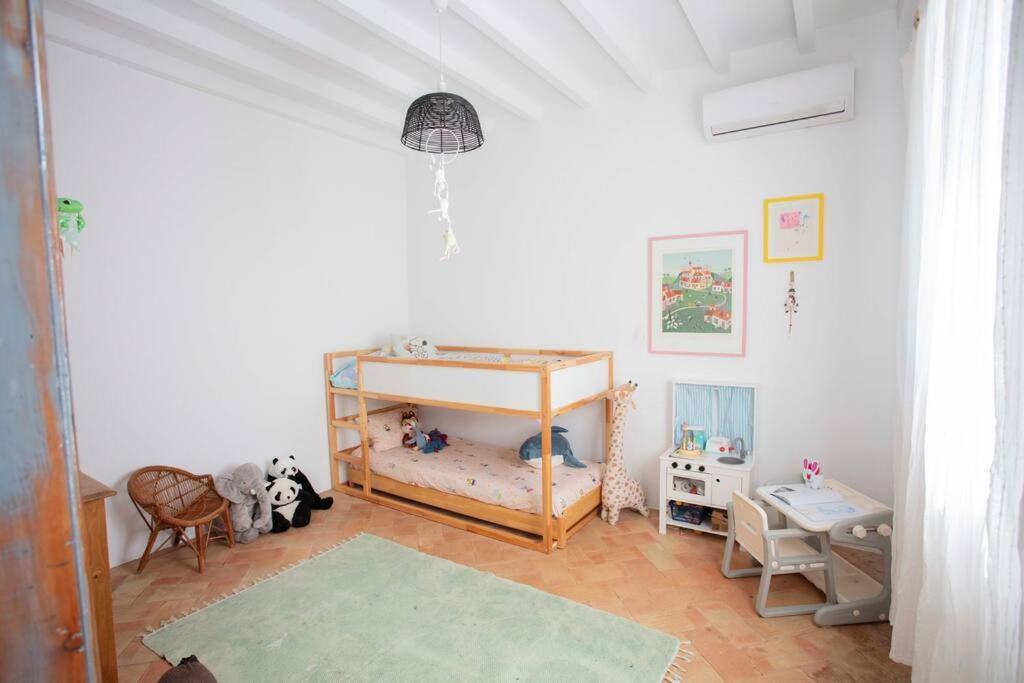 Casa Na Curva - Artists Corner Country House Villa Lagos